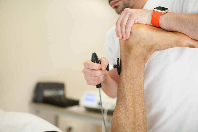 Read more about the article Athletes’ Achilles Tendonitis Pain